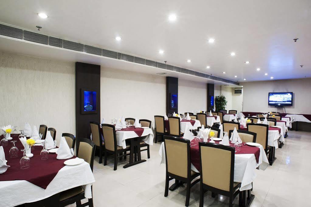 Fabhotel Rockland Yeni Delhi Dış mekan fotoğraf