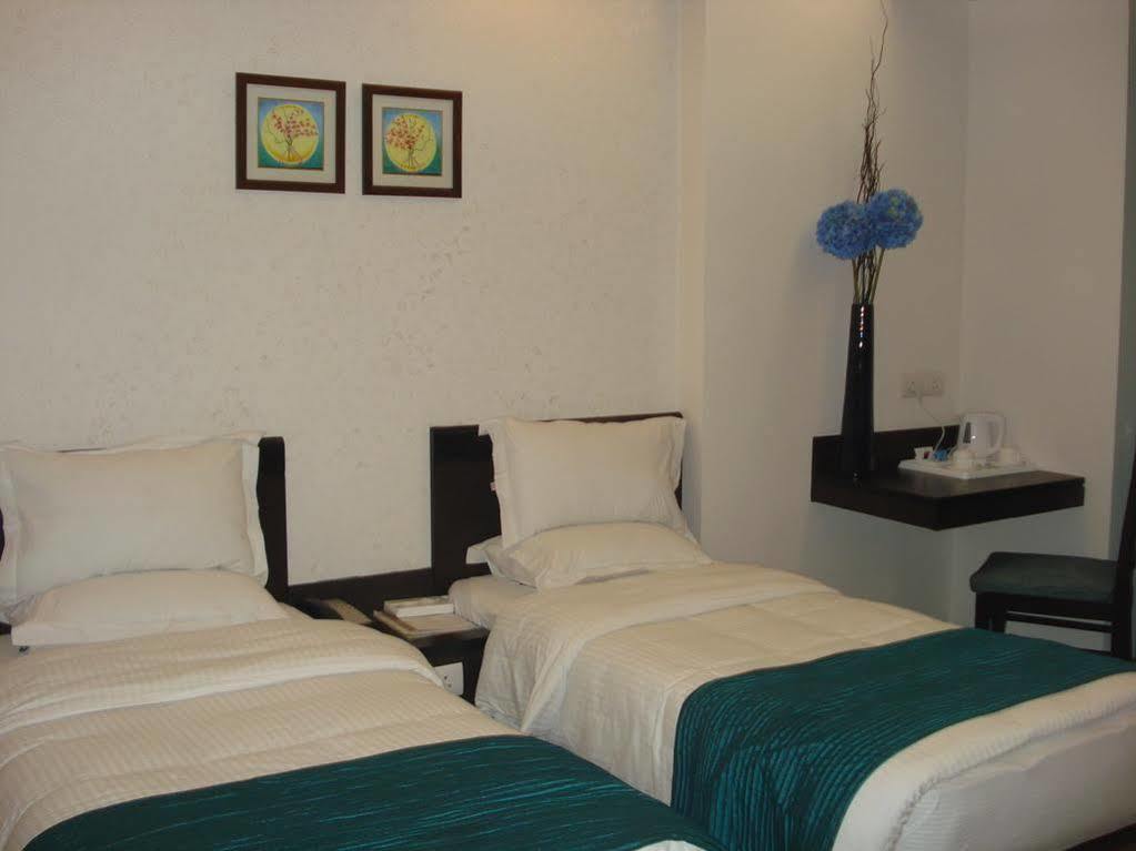 Fabhotel Rockland Yeni Delhi Dış mekan fotoğraf
