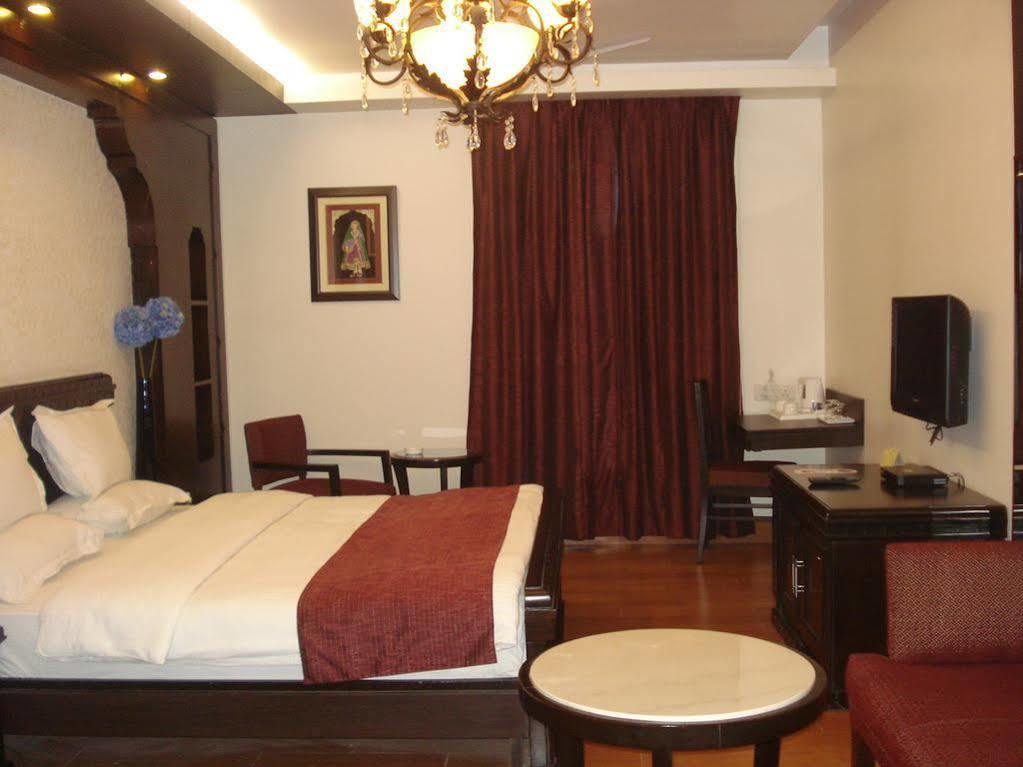 Fabhotel Rockland Yeni Delhi Dış mekan fotoğraf